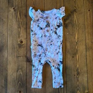 Little Bum Bums/Bums and Roses Light Pink Ruffled Romper 0-3 months